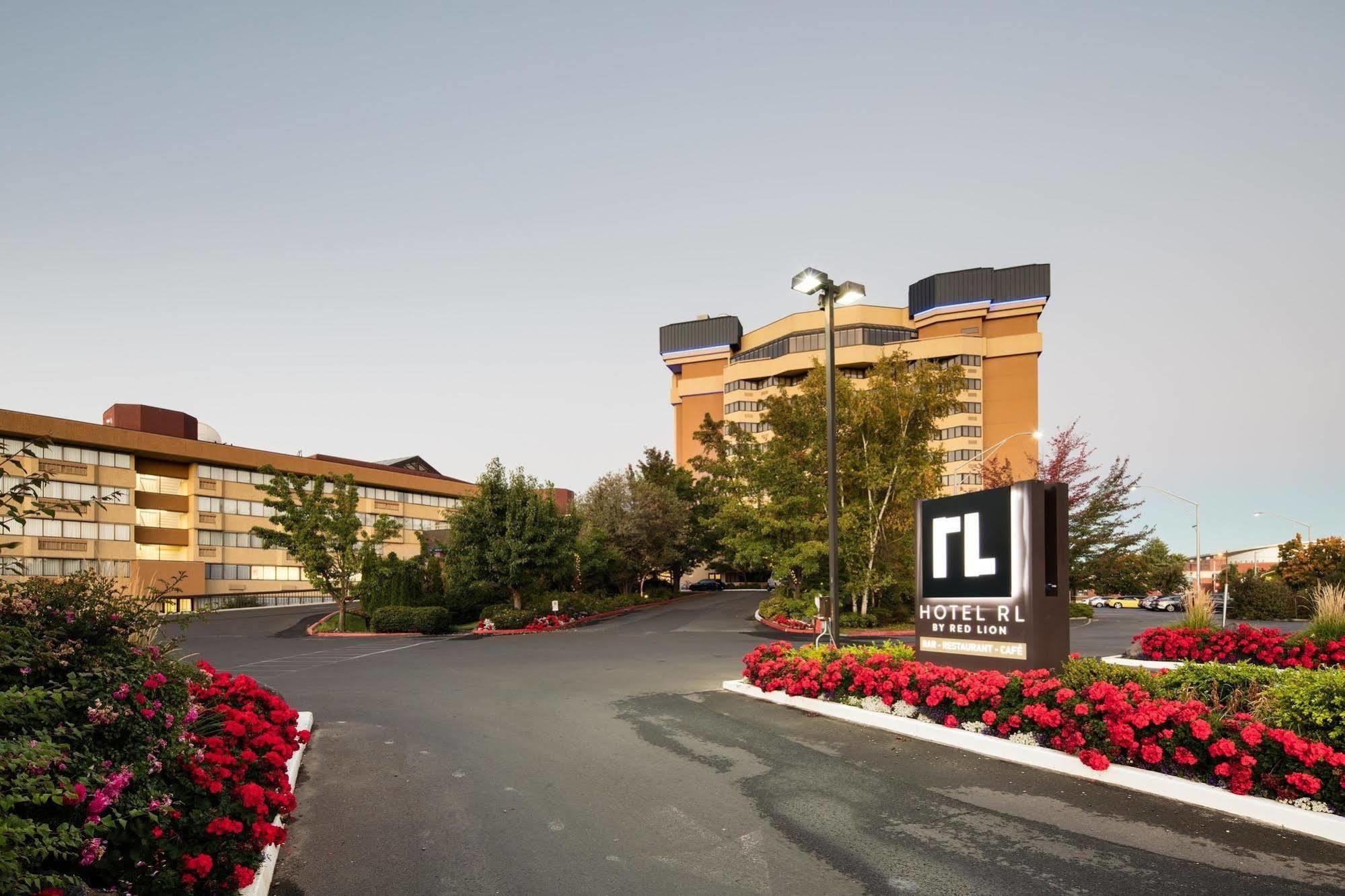 Centennial Hotel